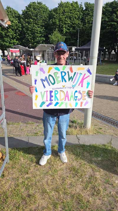 Mooie afsluiting van de Avondvierdaagse Mooie afsluiting van de Avondvierdaagse